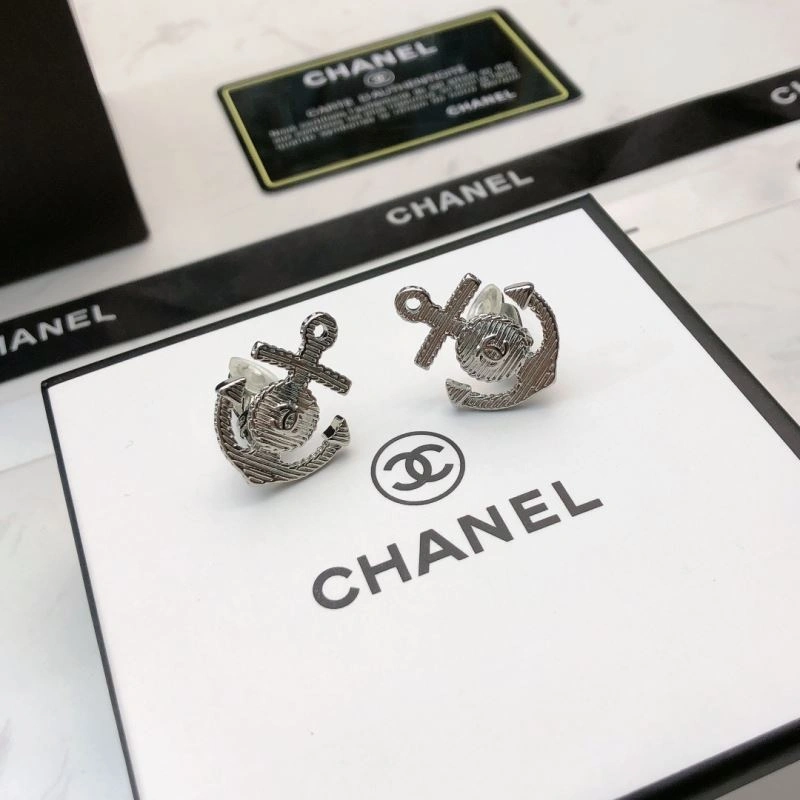 Chanel Earrings StreetReady 229747