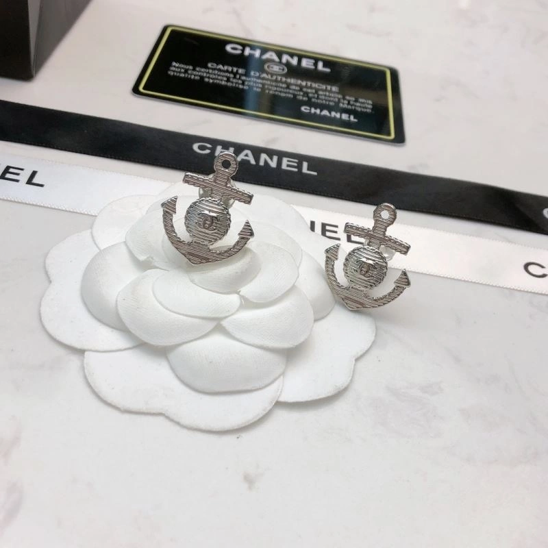 Chanel Earrings StreetReady 229747