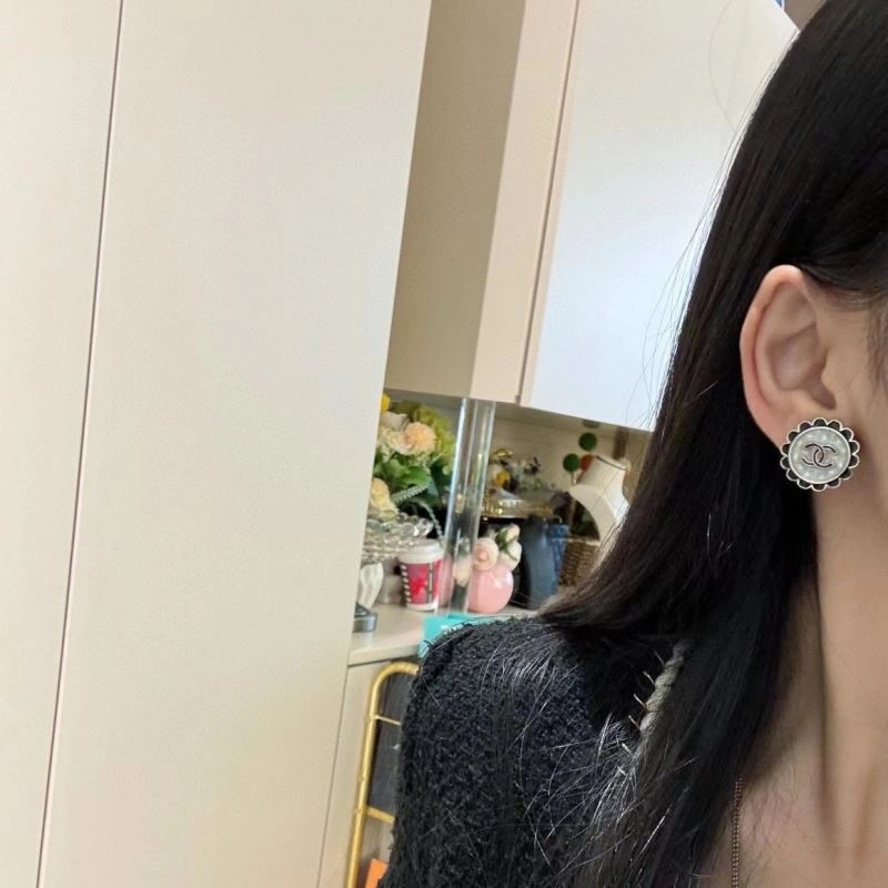 Chanel Earrings HighPerformance 229734