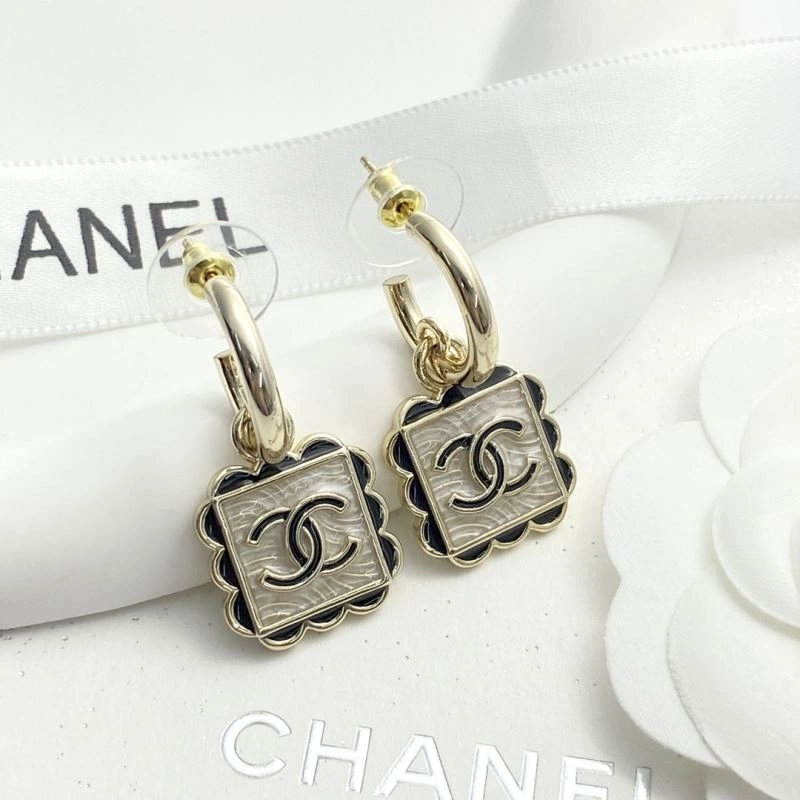 Practical Chanel Earrings 229730
