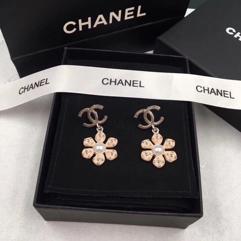 Chanel Earrings Unique 229737