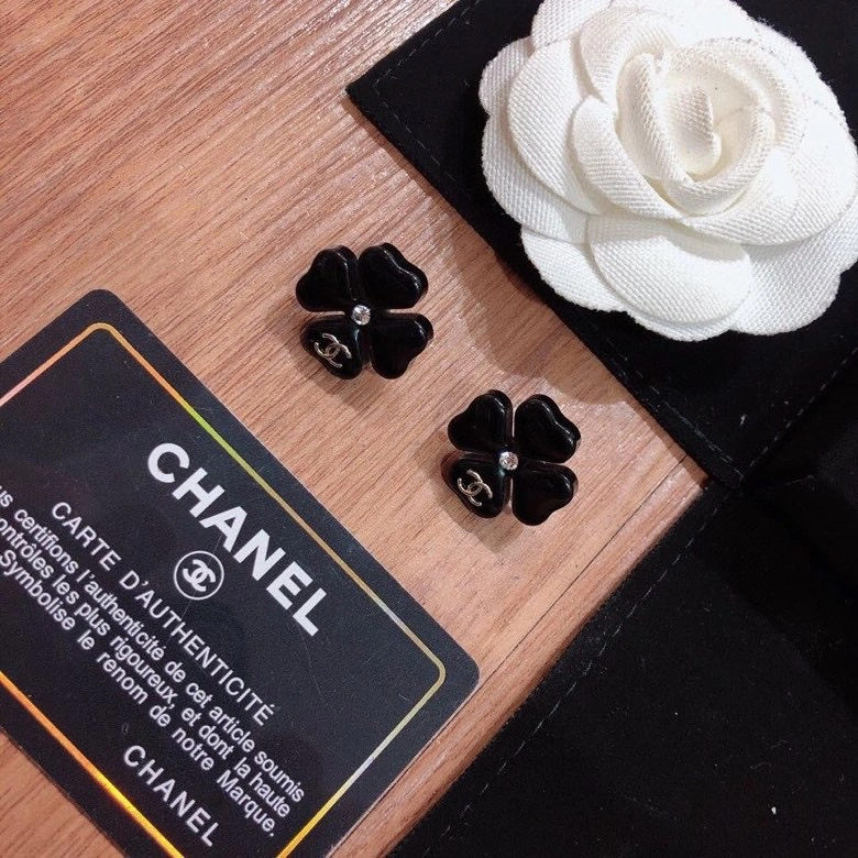 Chanel Earrings Modern 229724