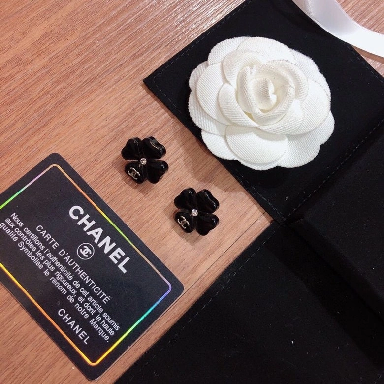 Chanel Earrings Modern 229724