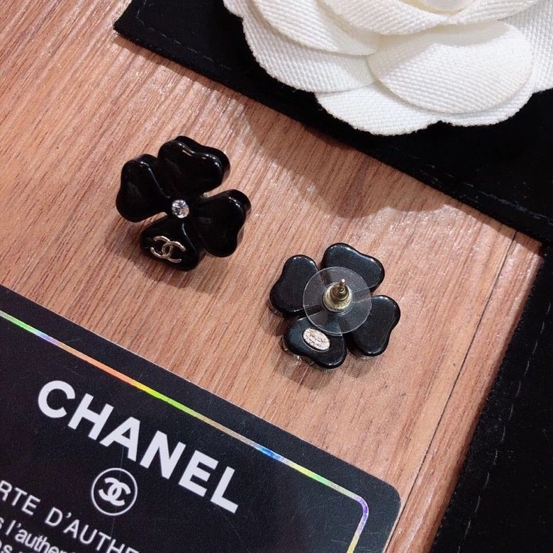 Chanel Earrings Modern 229724