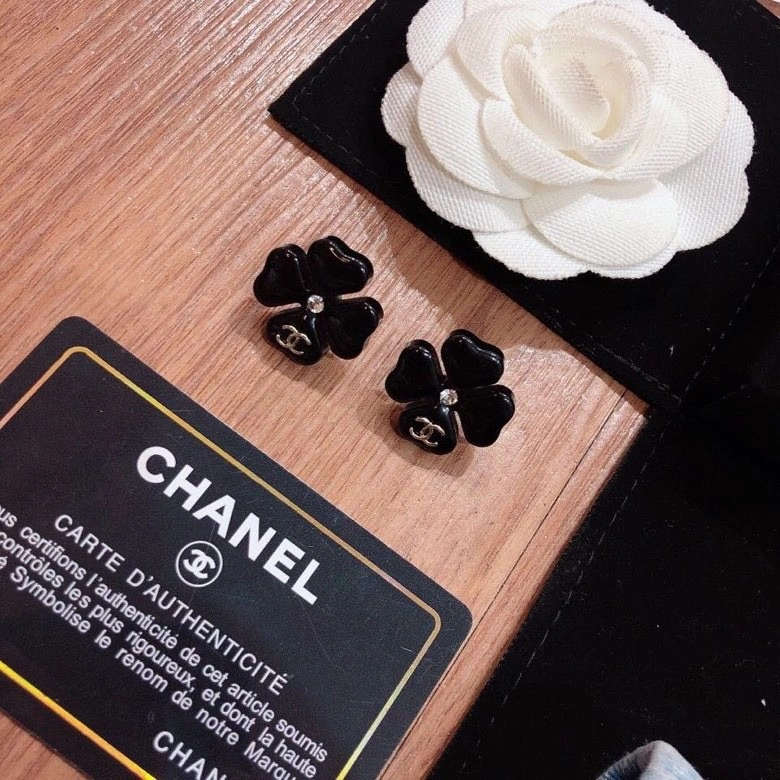 Chanel Earrings Modern 229724