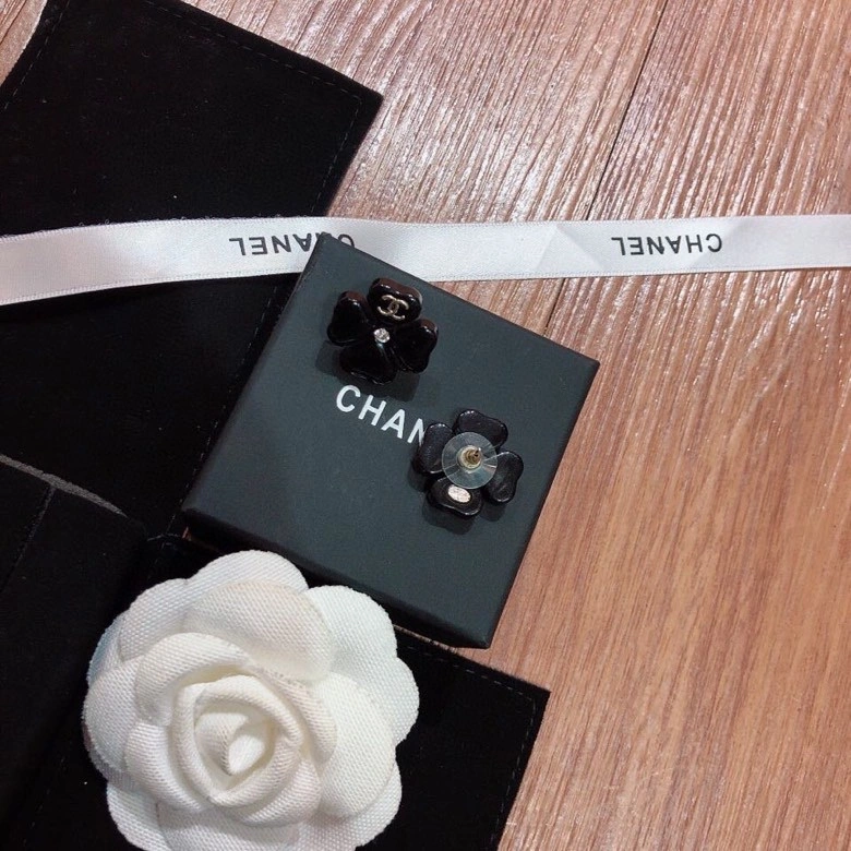 Chanel Earrings Modern 229724