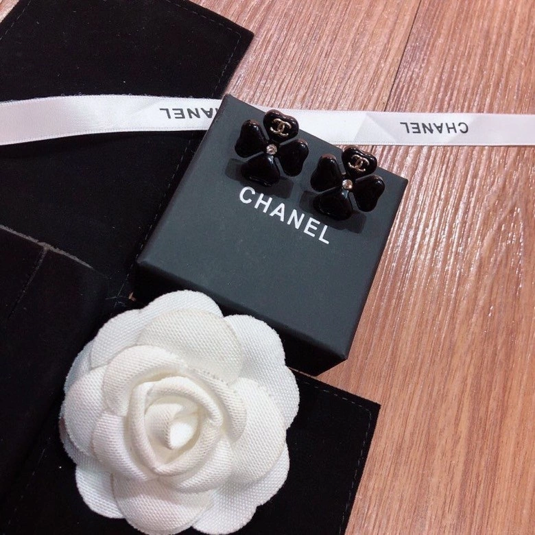 Chanel Earrings Modern 229724