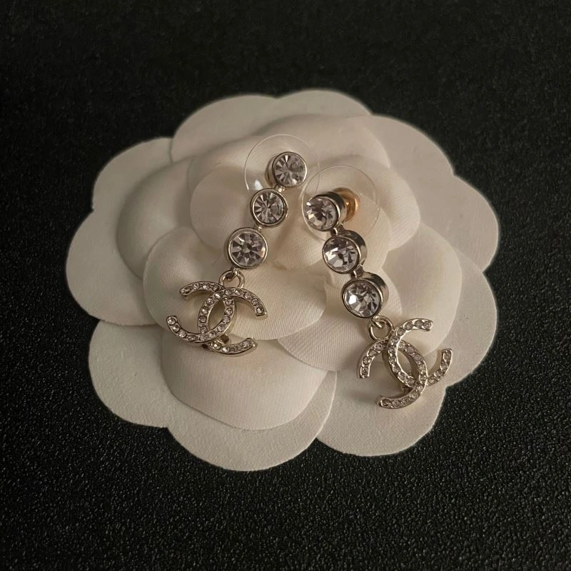 Durable Chanel Earrings 229843