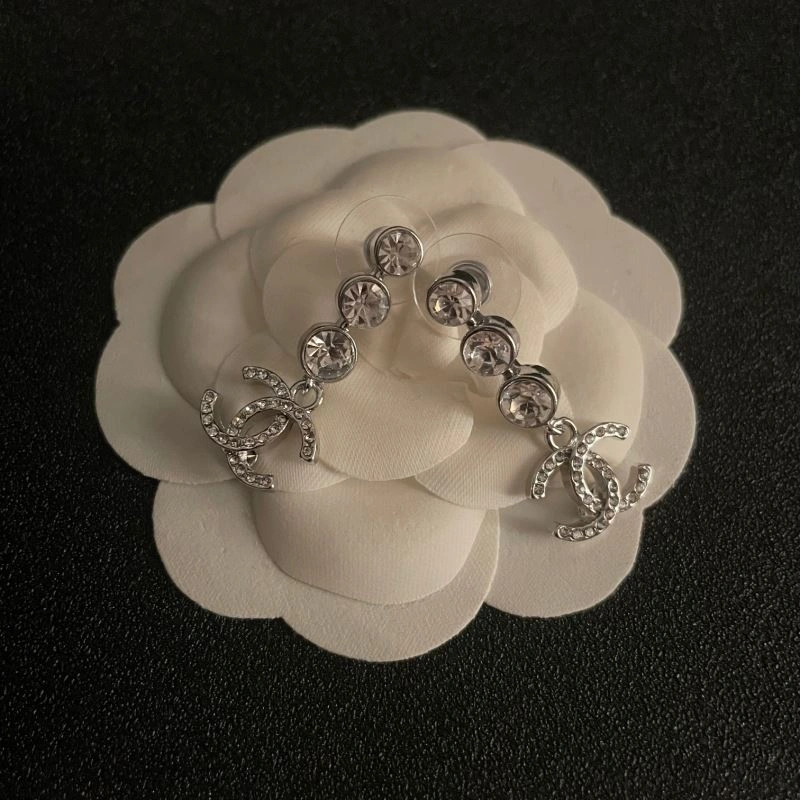 Chanel Earrings SmoothTexture 229715