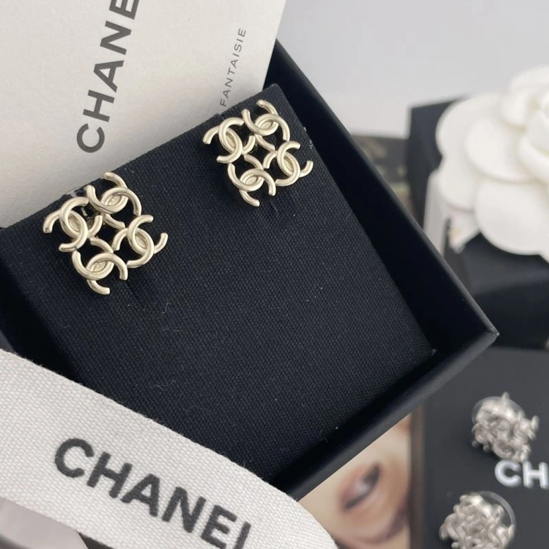 BestValue Chanel Earrings 229759