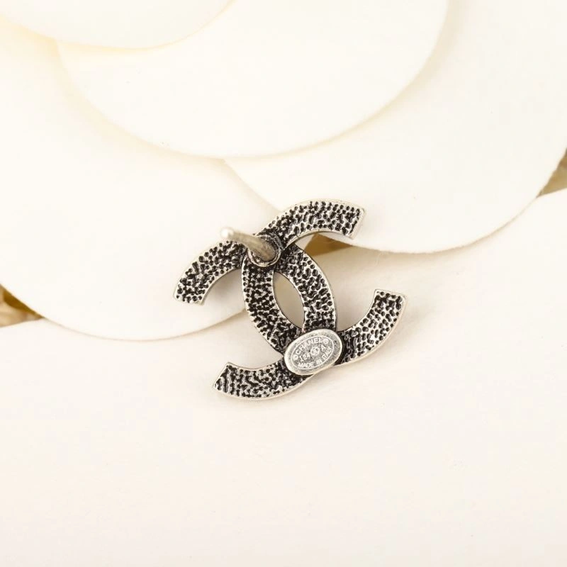 Unisex Chanel Earrings 229923