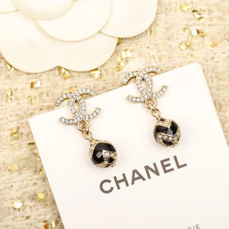 Refined Chanel Earrings 229721