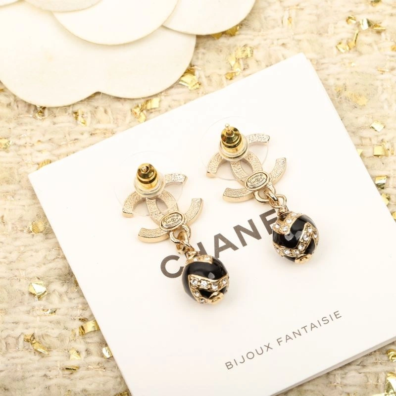 Refined Chanel Earrings 229721