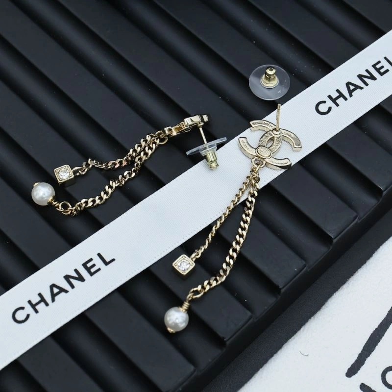Refined Chanel Earrings 229732