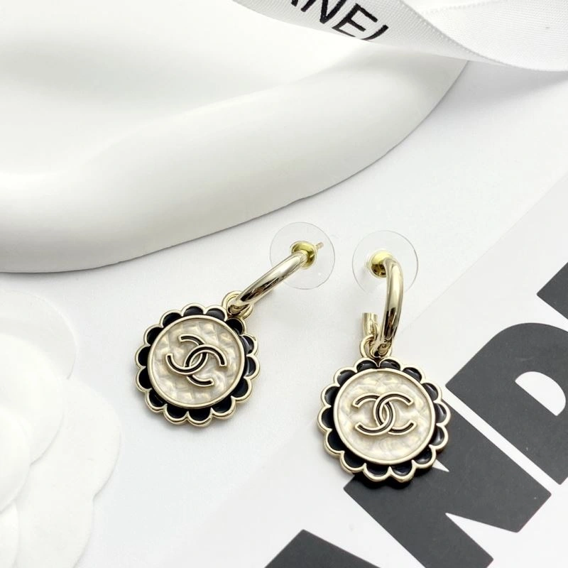 TravelReady Chanel Earrings 229717