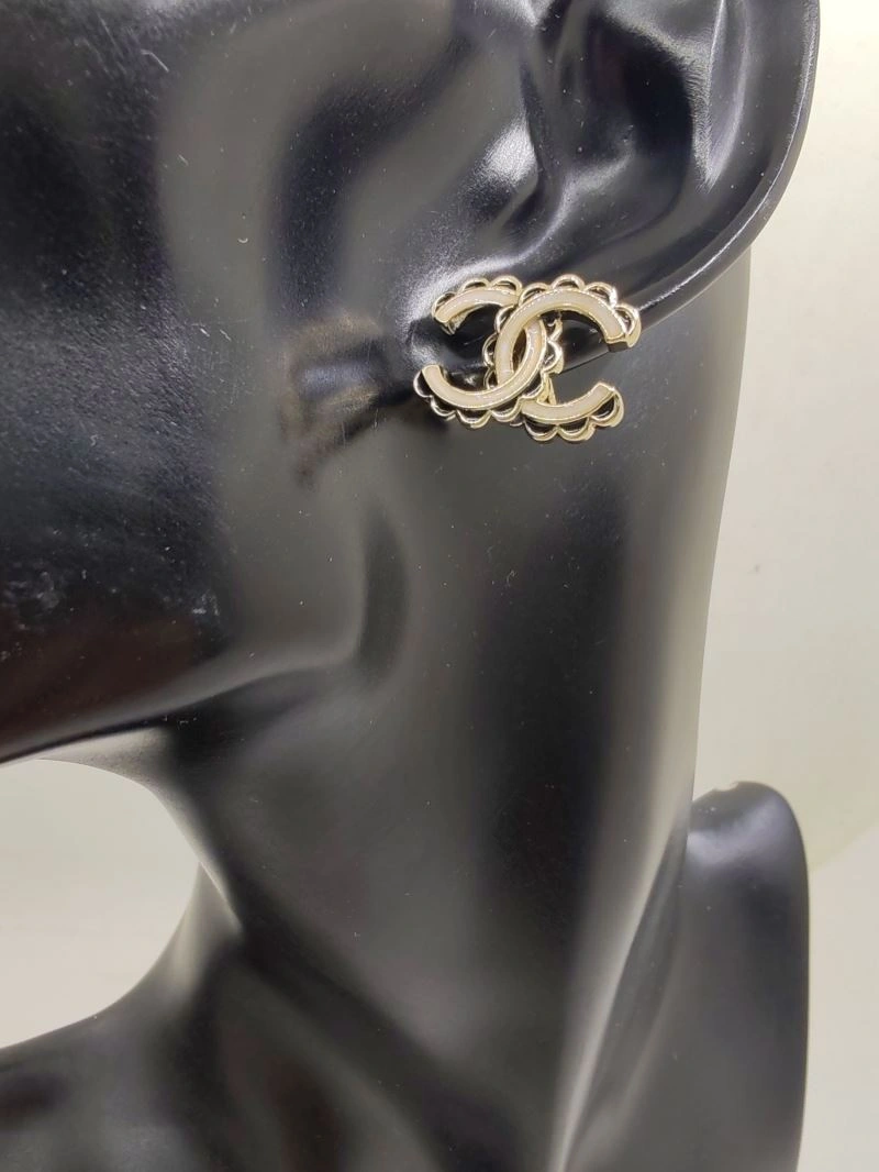 Chanel Earrings Breathable 229701