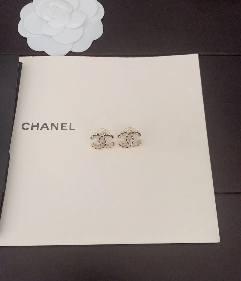 Chanel Earrings Breathable 229701