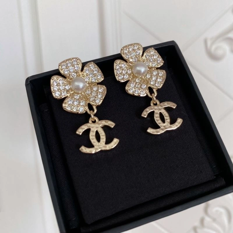Chanel Earrings WaterResistant 229689