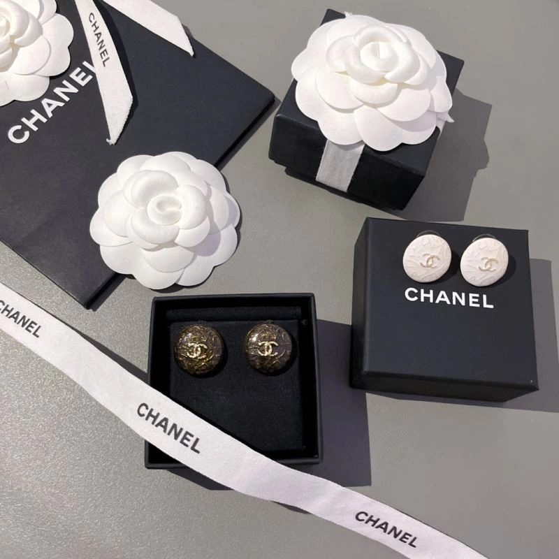 Breathable Chanel Earrings 229693