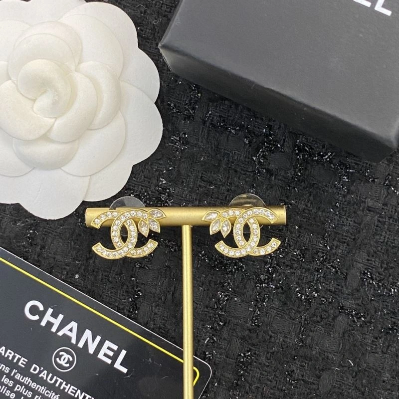 Vibrant Chanel Earrings 229686
