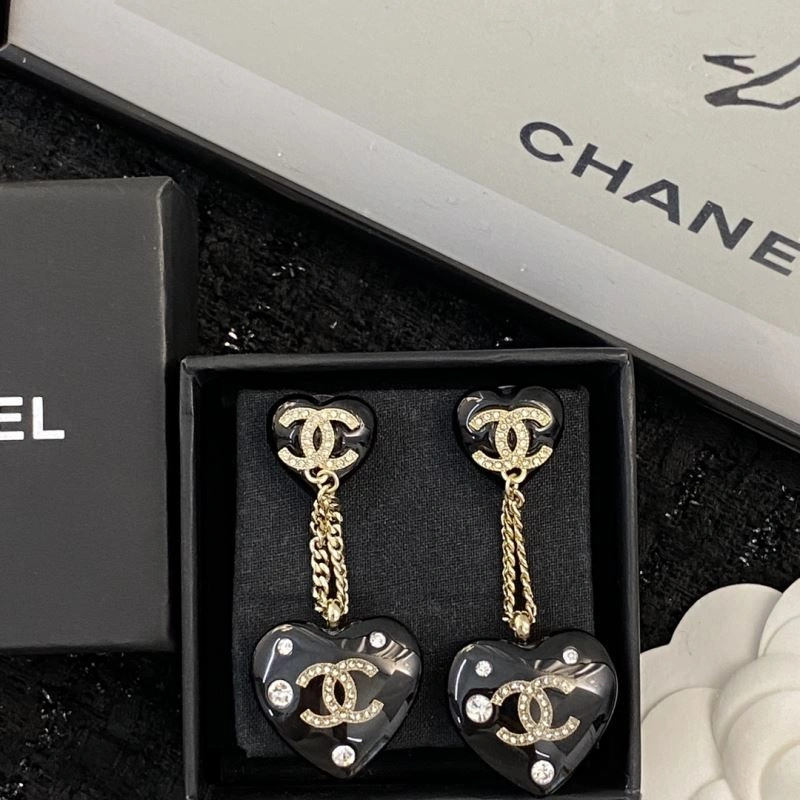 Chanel Earrings MoistureWicking 229682