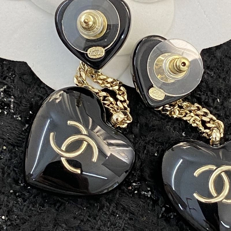 Chanel Earrings MoistureWicking 229682