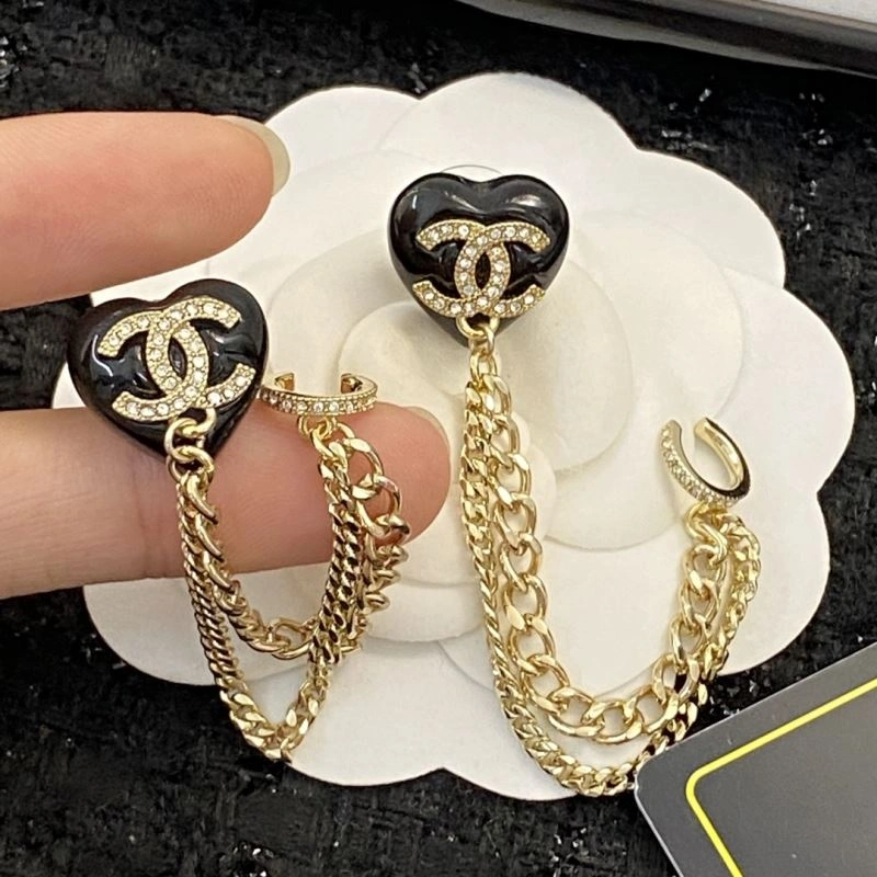 Chanel Earrings SmoothTexture 229714