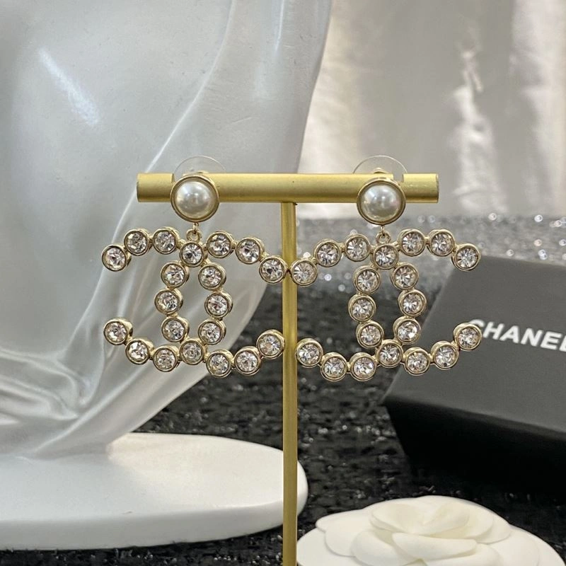 Chanel Earrings Packable 229698