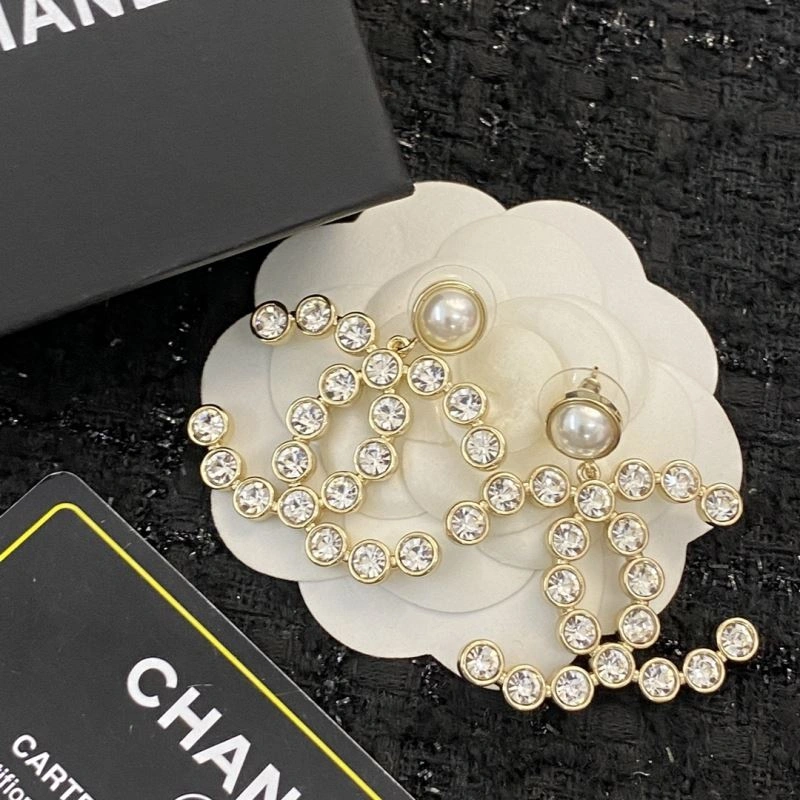 Chanel Earrings Packable 229698