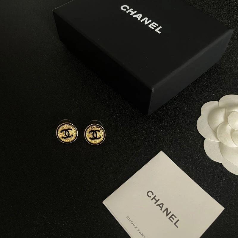 Sporty Chanel Earrings 229673