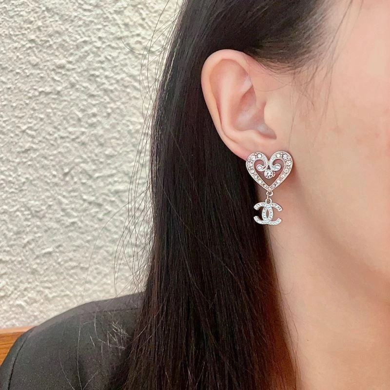Chanel Earrings Resilient 229685