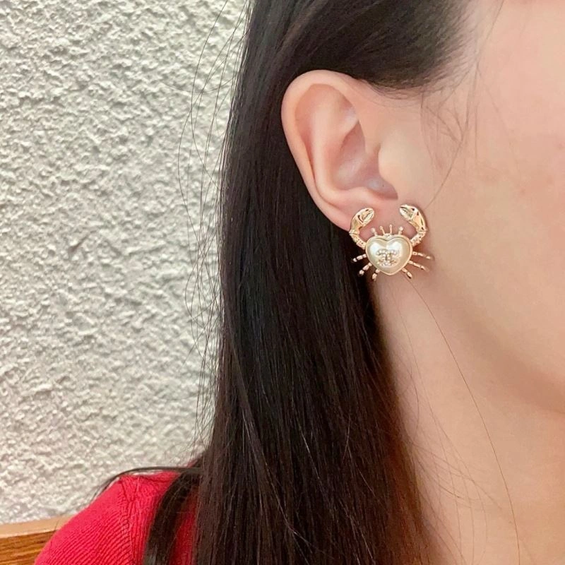 Breathable Chanel Earrings 229740