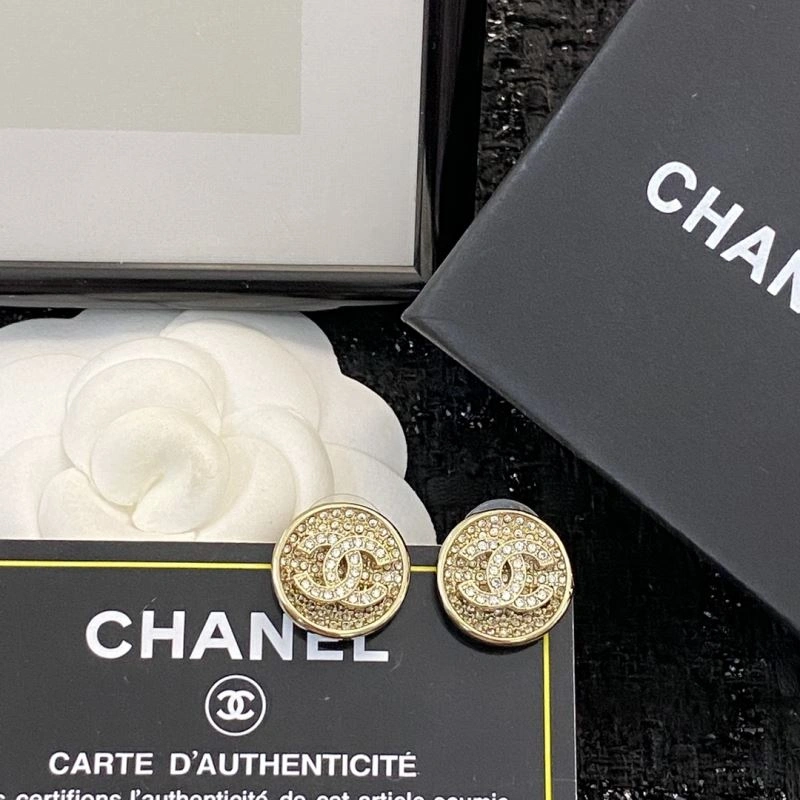Chanel Earrings SmoothTexture 229666