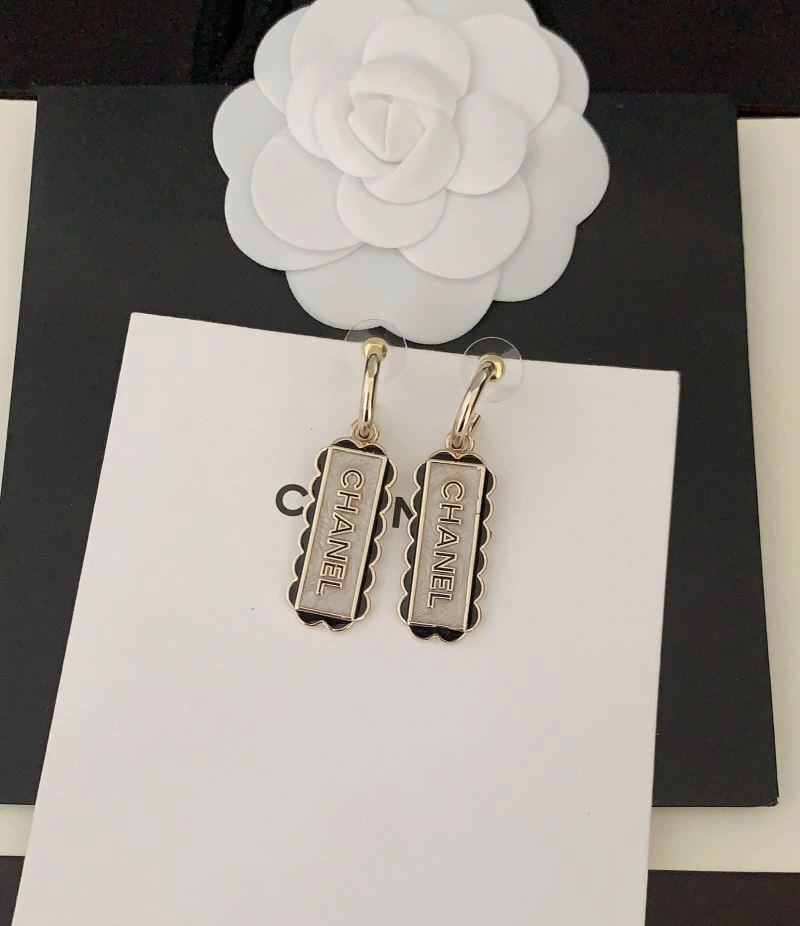 Chanel Earrings WrinkleFree 229662