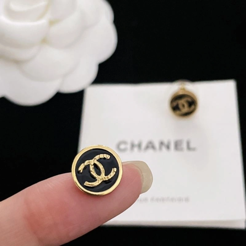 Chanel Earrings Comfortable 229646