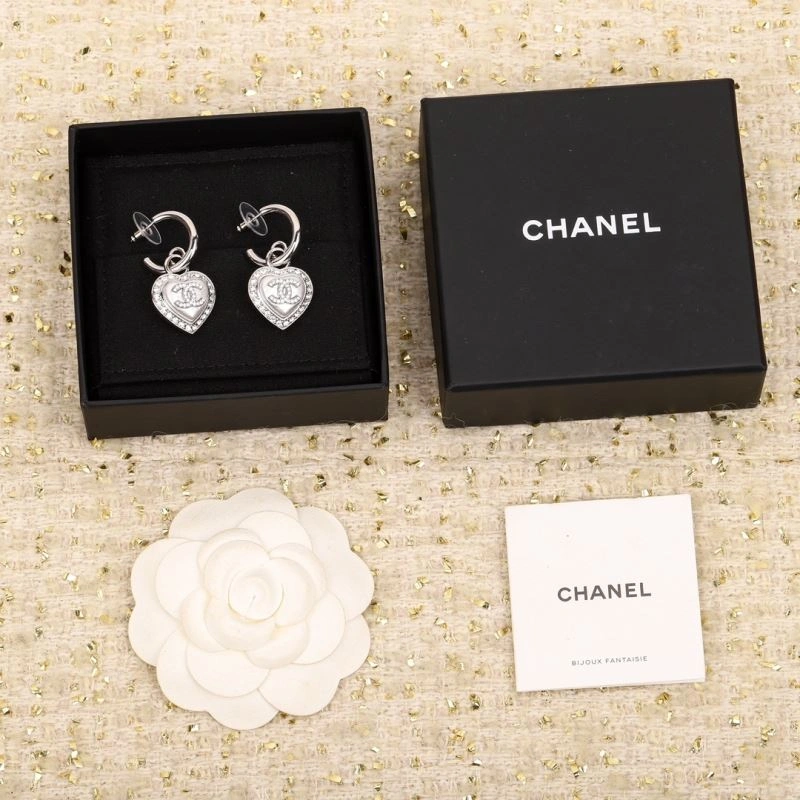 Compact Chanel Earrings 229697
