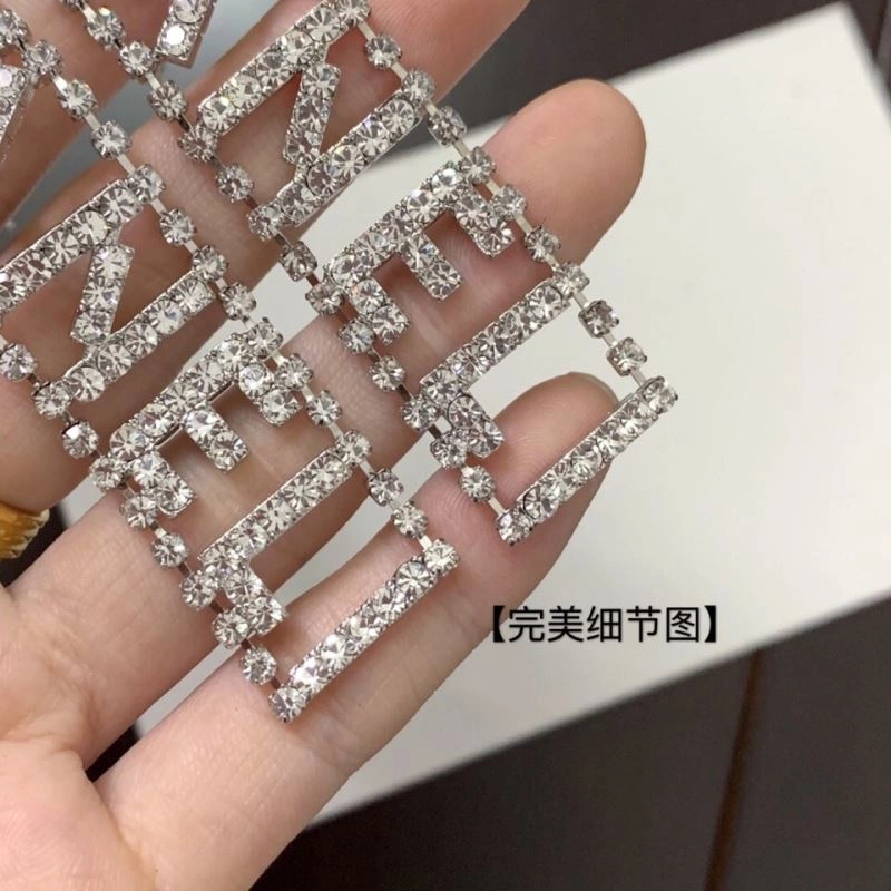 Popular Chanel Earrings 229651
