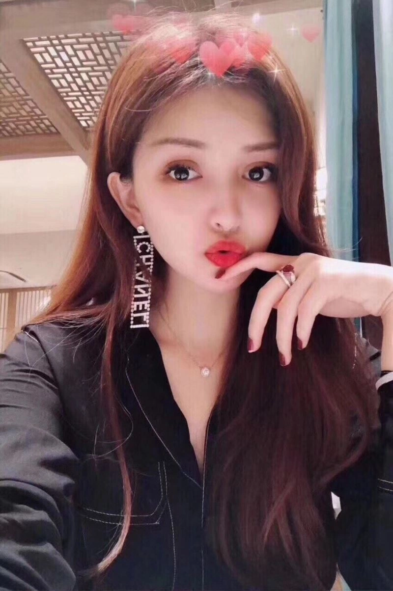 Popular Chanel Earrings 229651