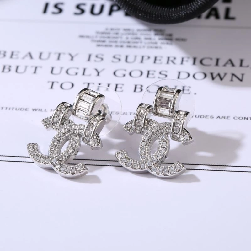 RelaxedFit Chanel Earrings 229133