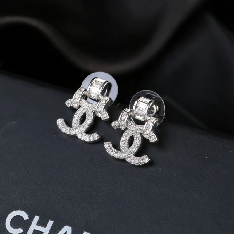 RelaxedFit Chanel Earrings 229133