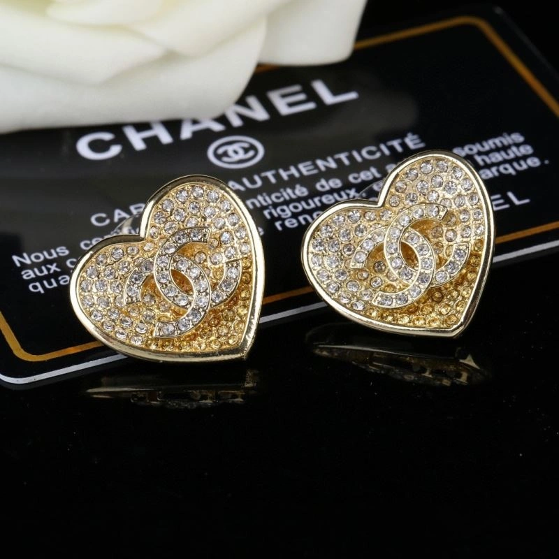 Versatile Chanel Earrings 229132