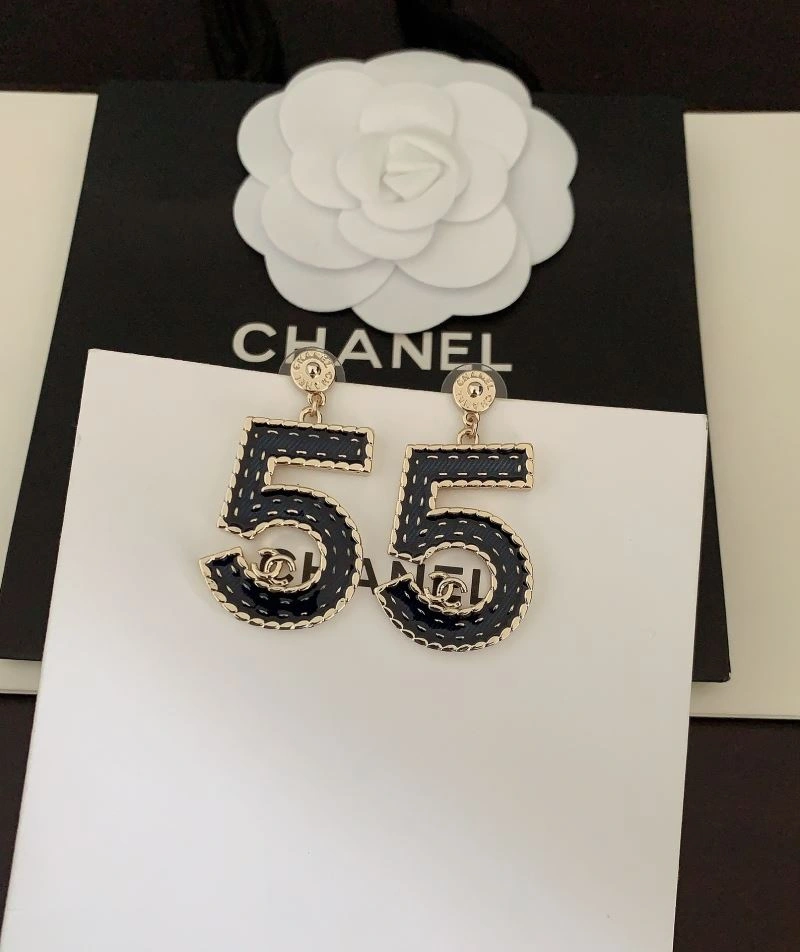 Chanel Earrings Practical 229135