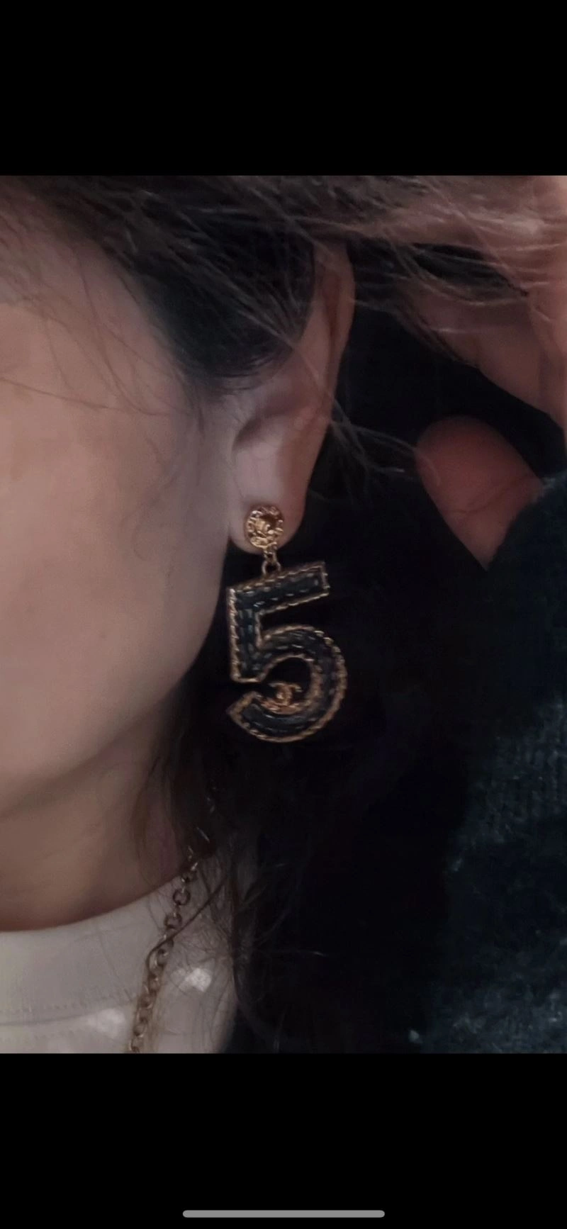 Chanel Earrings Practical 229135
