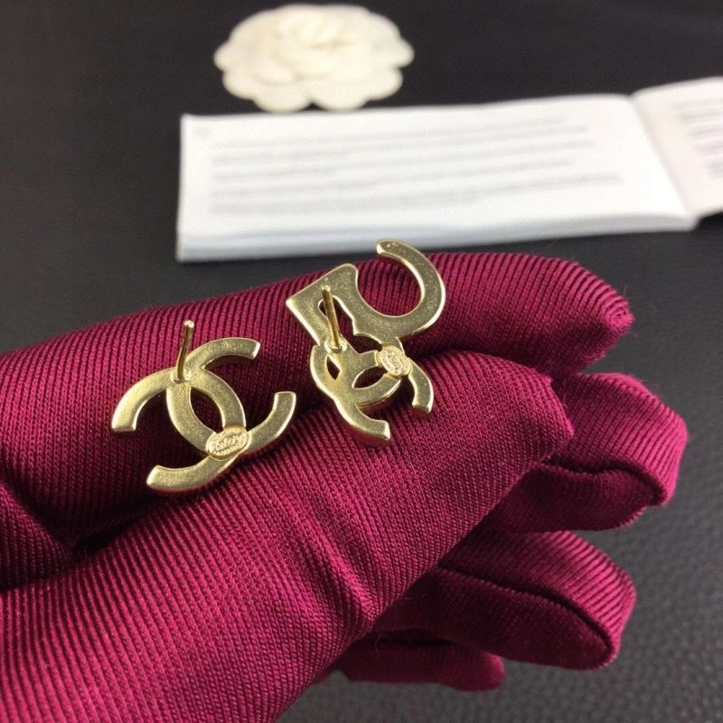 Chanel Earrings Durable 229118