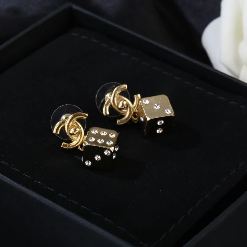 Chanel Earrings Practical 229130
