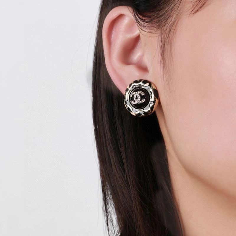 Affordable Chanel Earrings 229146
