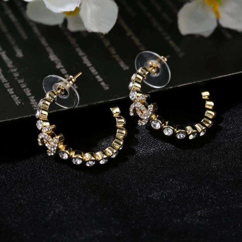 Chanel Earrings Practical 229108