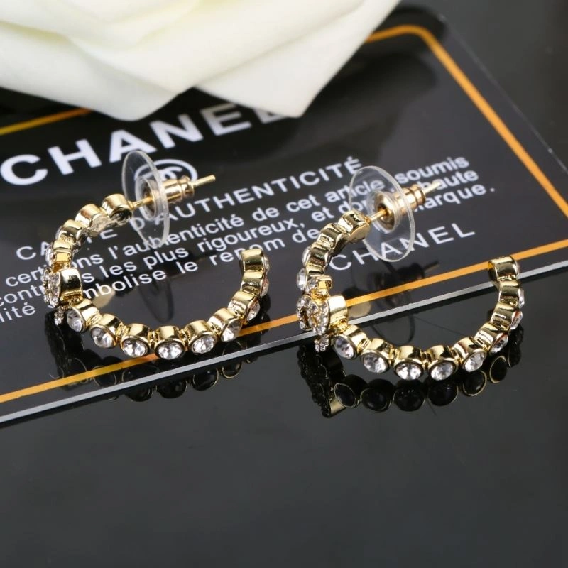 Chanel Earrings Practical 229108