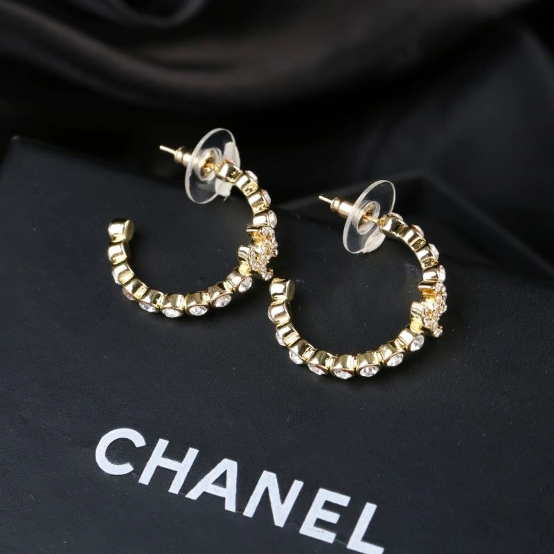 Chanel Earrings Practical 229108