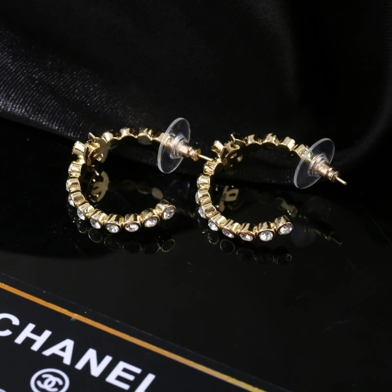 Chanel Earrings Practical 229108